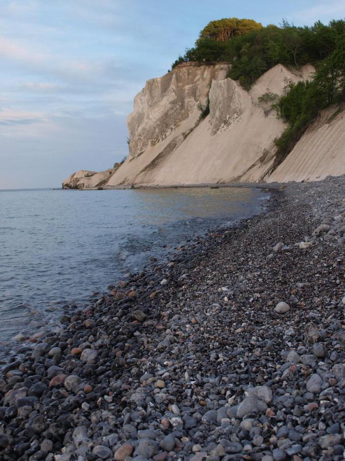 Mon Hostel & Vandrehjem Borre Zewnętrze zdjęcie