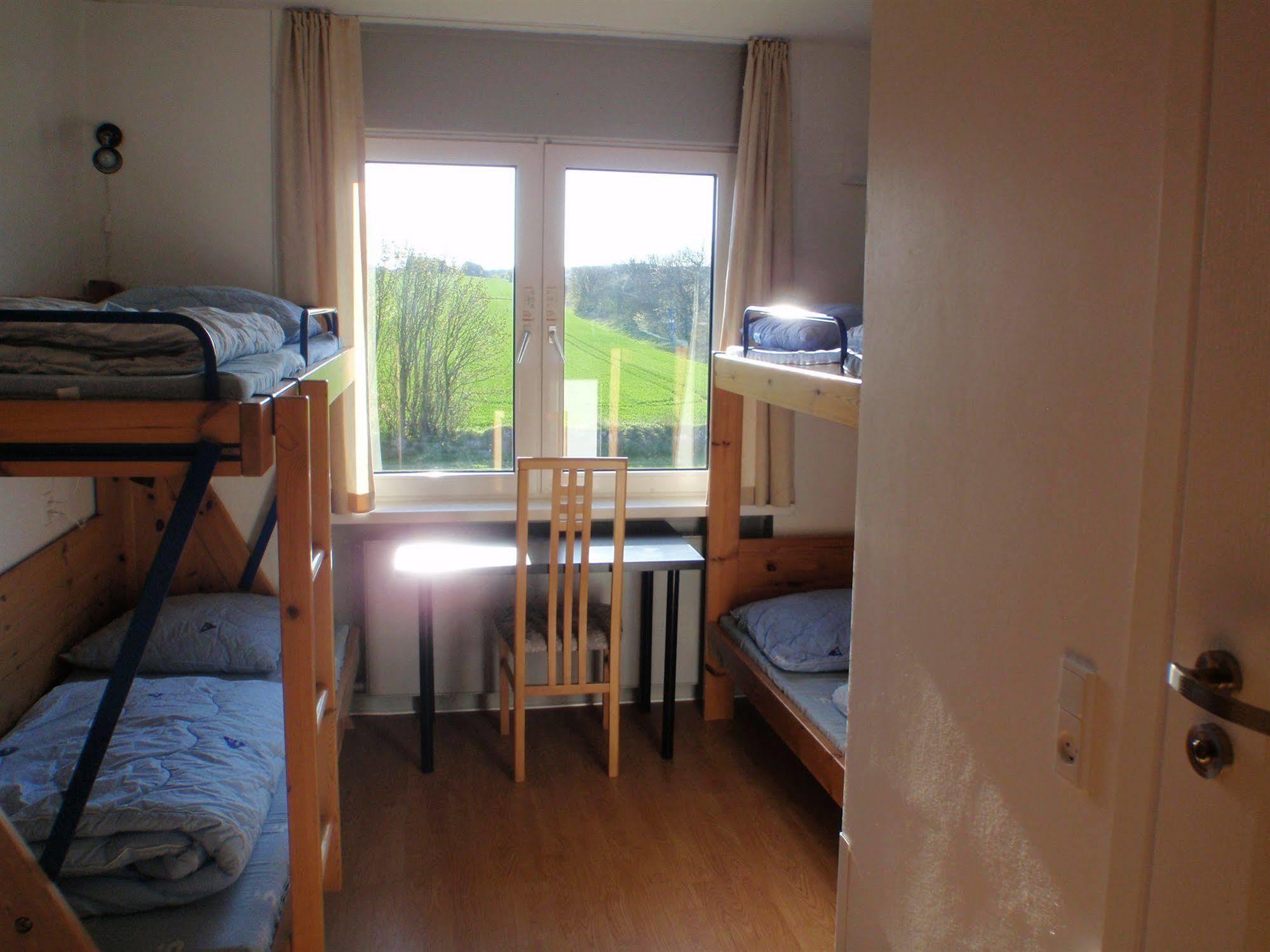 Mon Hostel & Vandrehjem Borre Zewnętrze zdjęcie