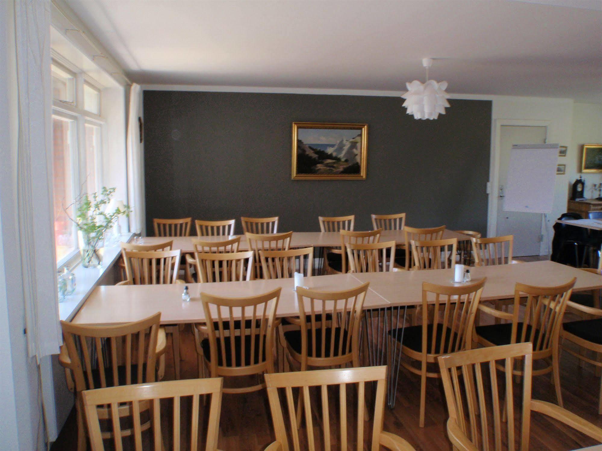 Mon Hostel & Vandrehjem Borre Zewnętrze zdjęcie