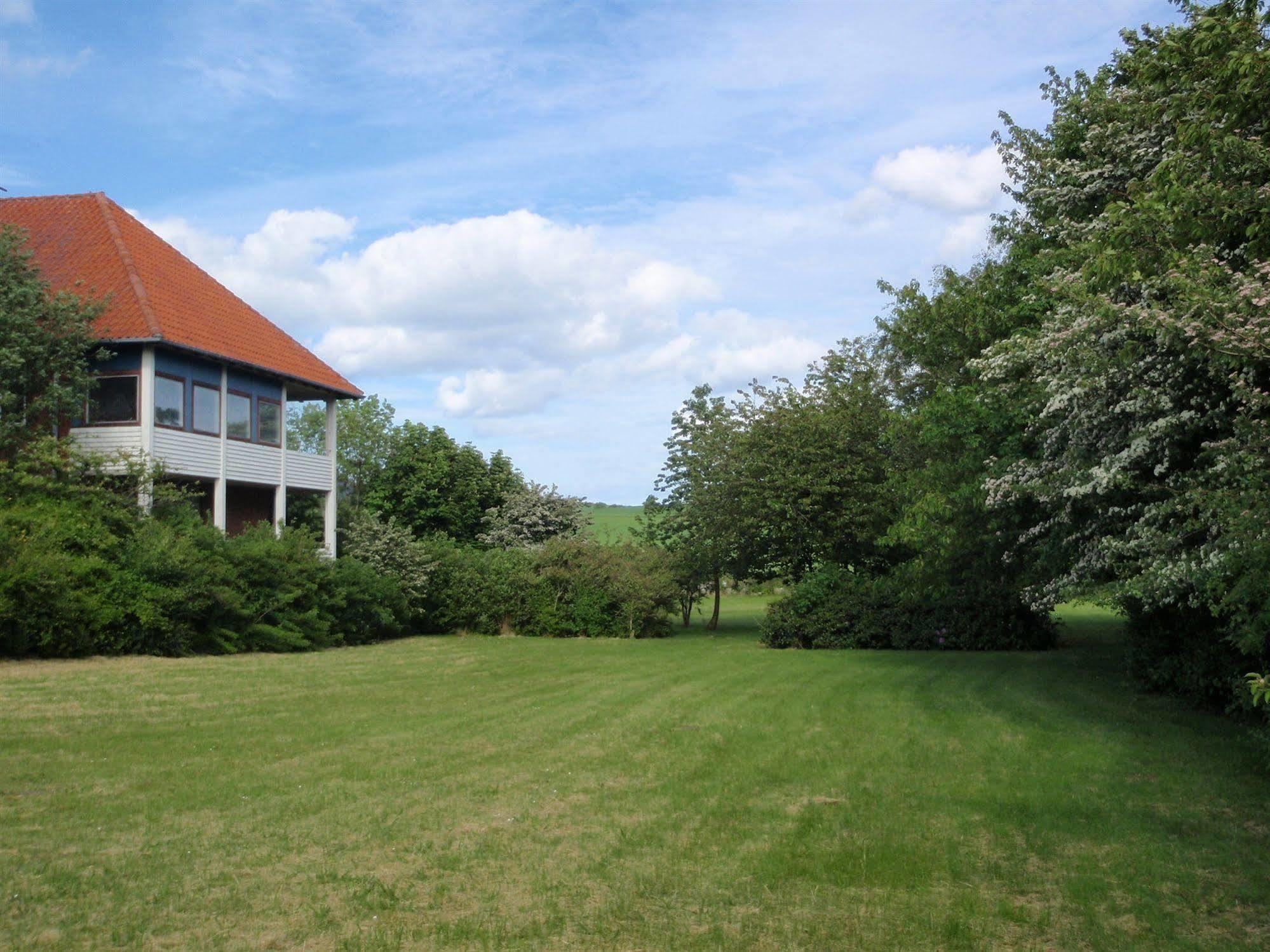 Mon Hostel & Vandrehjem Borre Zewnętrze zdjęcie
